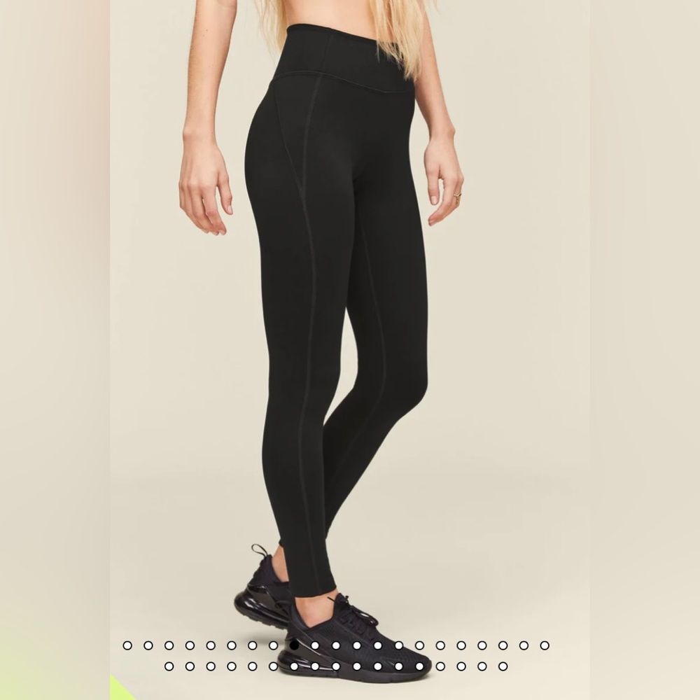 Classic Black Mid-Rise Compressive Girlfriend Collective legging